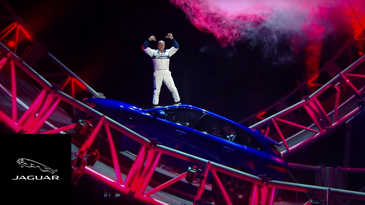 Jaguar F-PACE | See F-PACE set a Guinness World Record with 360 Loop